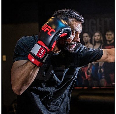 ����� ����� UFC ���� ����