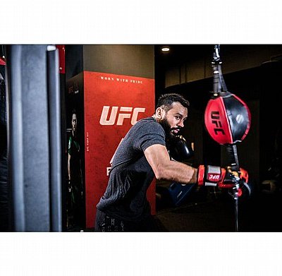 ���� ������ ������ ������ UFC