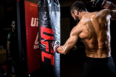 �� ������ 45 �"� UFC