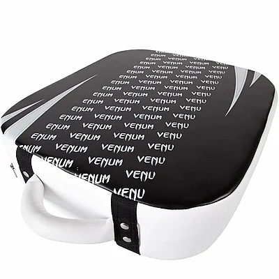 ���� ����� ���� Venum Long Kick Shield Black/Ice