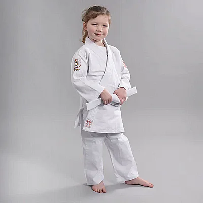 ����� ���� ������ Fighting Films Hajime Judogi White