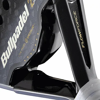 ���� ���� Bullpadel Vertex 05 26