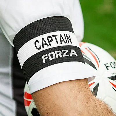 ��� ���� ����� FORZA Football Captains Armband