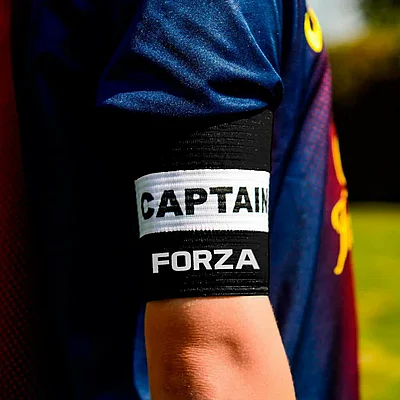 ��� ���� ����� FORZA Football Captains Armband
