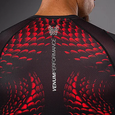 ����� ����� ������� ��� Venum Matupa Short Sleeve Rashguard Black/Red/Silver