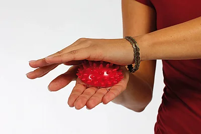 ��� ���� ����� ����� Semi Knobbed ball TOGU