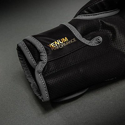 ����� ������ Venum Matupa Boxing Gloves