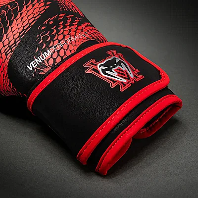 ����� ������ Venum Matupa Boxing Gloves