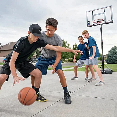 ���� �� ���� ������� 48 ���� - Lifetime Polycarbonate Adjustable Portable Basketball Hoop NBA Edition